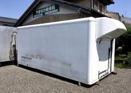 中古トラック箱D4500正面